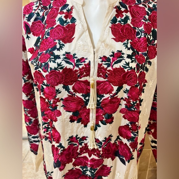 Embroidery shirt by khaadi - Picture 2 of 7